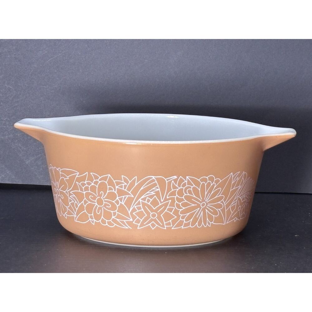 Vintage Pyrex 474-B 1.5 Qt Butterfly Gold Floral Casserole Dish 1970s w/ Handles